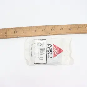 305581b Agco Clip