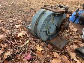 70241115 Allis Chalmers Travel Lift Gear Drive
