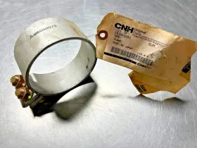 Case Ih 163402a1 Oem Cnh Band Clamp Me058079