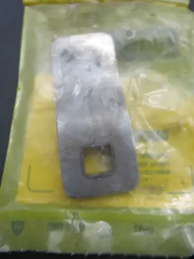 178-8600 Cat 1788600 Genuine Caterpillar Door T-latch Pawl Free Shipping #2