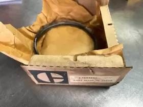 7s-9404 Cat 7s9404 Genuine Oem Ring With Treated Rust Caterpillar