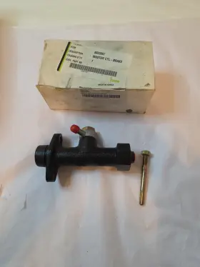 8033887 Clark For Cylinder - Brake Master