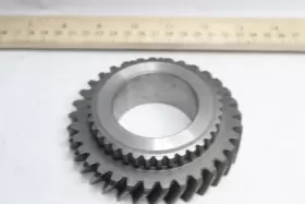 5172050 Cnh Driven Shaft Gear #3