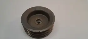 9n3764 Detroit Diesel Water Pump Pulley 4004 - Missing Bolt