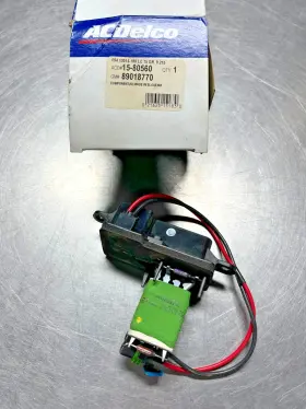 89018770 General Motors 15-80560 Genuine Oem Ac Delco Blower Motor Resistor Gm