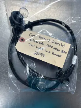 22094 General Motors Oem Gm 2007-2013 Chevy Silverado Tail Light Wire Harness And 3 Bulbs