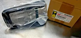 8-98039-779-3 General Motors Isuzu Oem Gm Drivers Side Marker Lamp 2007-20 Npr Series 98039779