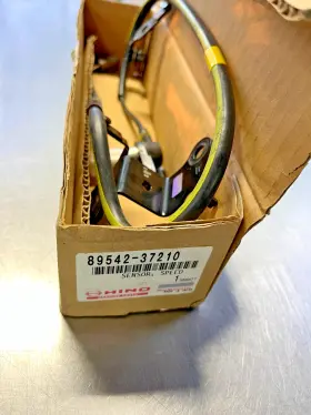 89542-37210 Hino Genuine Oem 8954237210 Speed Sensor Front Right Hand