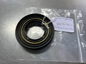 1667675c1 International Oem Navistar Retainer Contact Ring