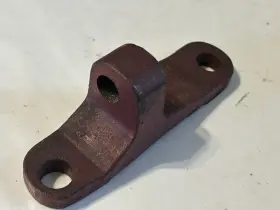 364804r1 International Harvester Farmall - A New Steering Bracket For An Ih 300 Utility 330 Tractors