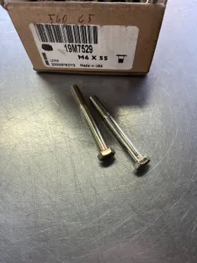 19m7529 John Deere Genuine Oem Cap Screw Bolt Qty Of 2 Bolts