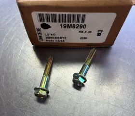 19m8290 John Deere Genuine Oem Cap Screw Bolt Qty Of 2 Bolts