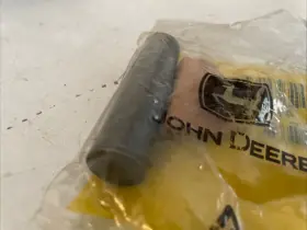4141001 John Deere Genuine Pin New Oem Hitachi #2