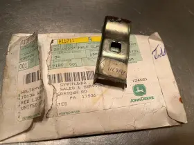 A16711 John Deere Genuine Oem Clamp