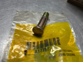 A17787 John Deere Genuine Oem Bolt