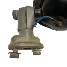 Ah212091 John Deere Pre-owned Light With Mount. Bulb Is Bad 1 Mount Bolt Damaged #2