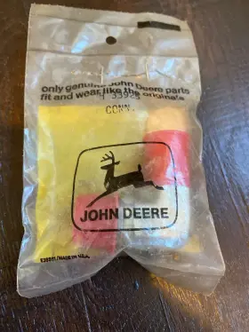 H33925 John Deere Original Equipment Elbow Fitting Nos Oem