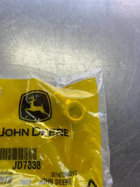 Jd7838 John Deere Genuine Oem Adapter Fitting