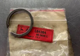 L64364 John Deere Genuine Oem Snap Ring