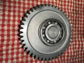 M807621 John Deere 4100 Pto Idler #2
