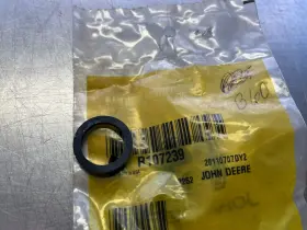 R107239 John Deere Genuine Oem Original Equipment Seal