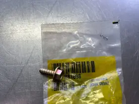 R81698 John Deere Genuine Oem Self Tapping Screw With Washer Qty Of 8 Screws