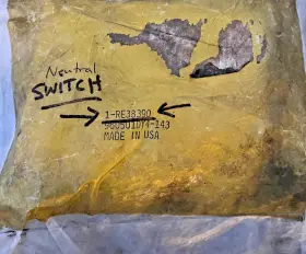 Re38390 John Deere Genuine Oem Neutral Switch