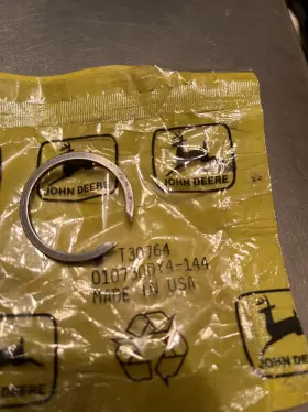 T30764 John Deere Genuine Oem Snap Ring