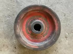 3-groove Krone 151329 Drive Pulley 8 5/8 Inch Diameter For Am241 Disc Mowers #2