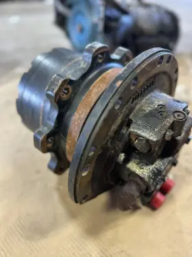 Svl95-2 Kubota Used Final Drive Motor Travel 750 Hours #2