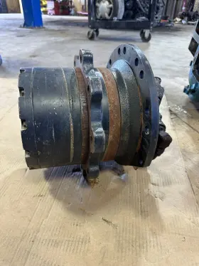 Svl95-2 Kubota Used Final Drive Motor Travel 750 Hours #3