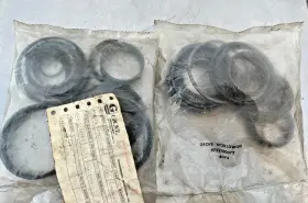 9752100072 Manitowoc 7555604961 Oem Grove Seal Kit And A Second Partial
