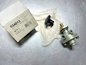 034013 Velvac Air Brake Dash Control Valve / Push Pull Pp.1 Style