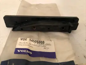14506811 Volvo 14506808 Genuine Glass Block Lot 14506809 14506810 Qty 1 Ea